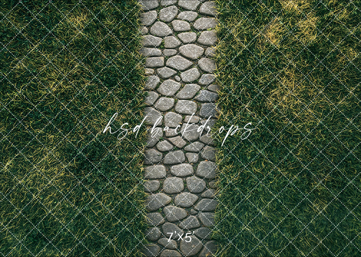 Cobblestone Lawn Lane Floor Mat