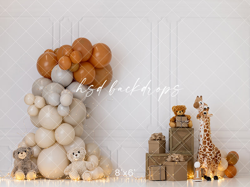 A Beary Tall Giraffe - HSD Photography Backdrops