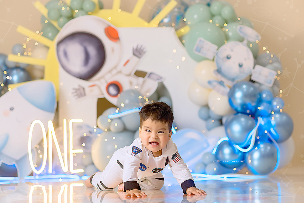 Astronaut Adventures Cake Smash - HSD Photography Backdrops