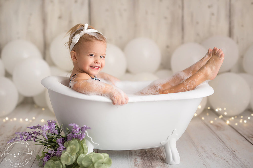 “Gatsby” Clawfoot Bathtub Photo Prop (Free Shipping!) - HSD Photography Backdrops