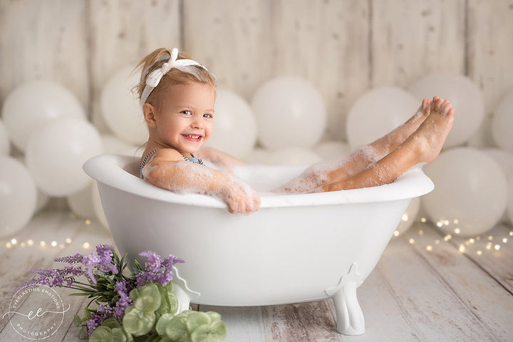 “Gatsby” Clawfoot Bathtub Photo Prop (Free Shipping!) - HSD Photography Backdrops