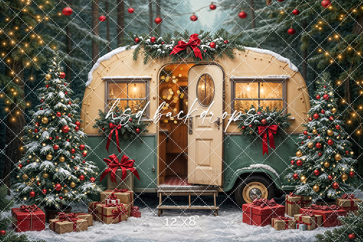HAPPY HOLIDAY CAMPER - RETURN