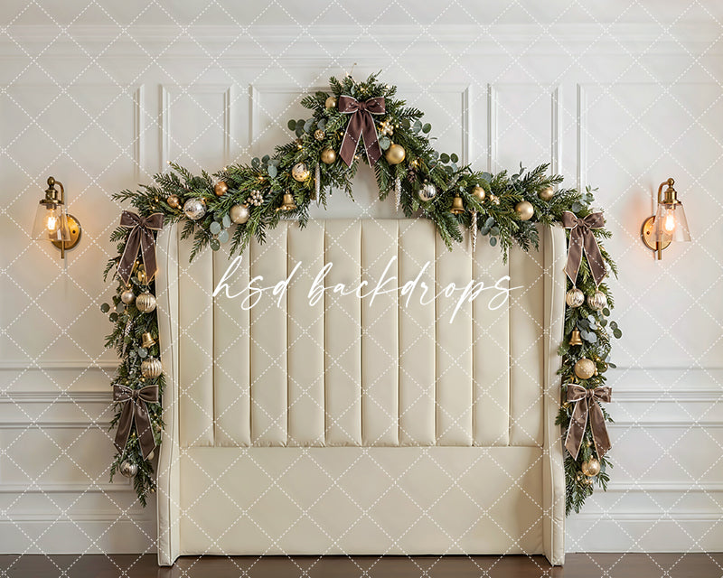 Ivory Garland Headboard Photography Backdrop – Classic Christmas Portrait Scene | HSD Backdrops