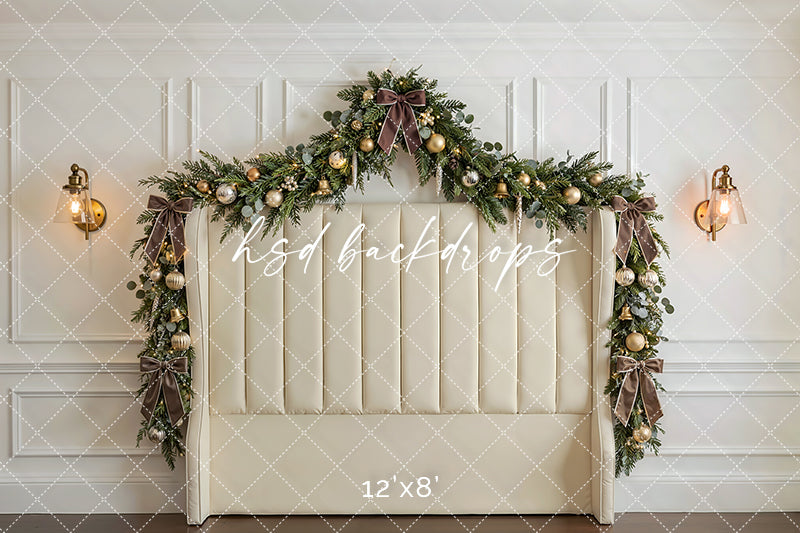 Ivory Garland Headboard Photography Backdrop – Classic Christmas Portrait Scene | HSD Backdrops