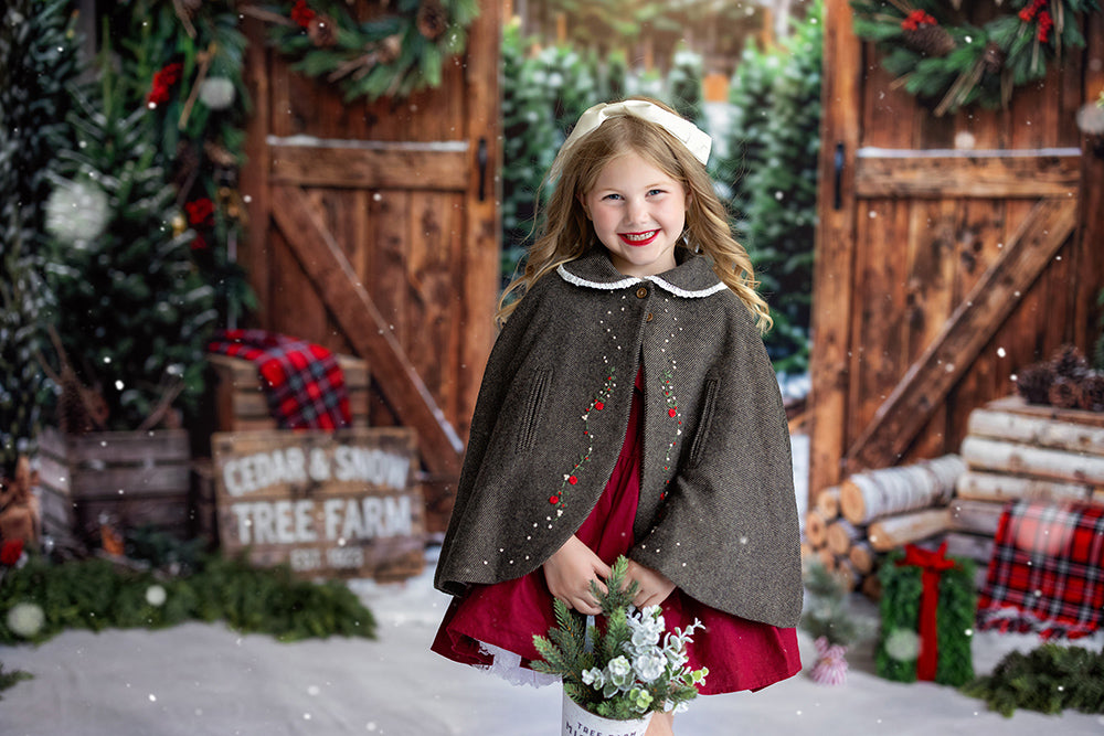Cedar and Snow Tree Farm Photography Backdrop – Cozy Christmas Portrait Scene | HSD Backdrops