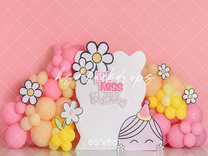 Lil Miss Daisy Cake Smash Photography Backdrop – Sweet Pink Birthday Portrait Scene | HSD Backdrops