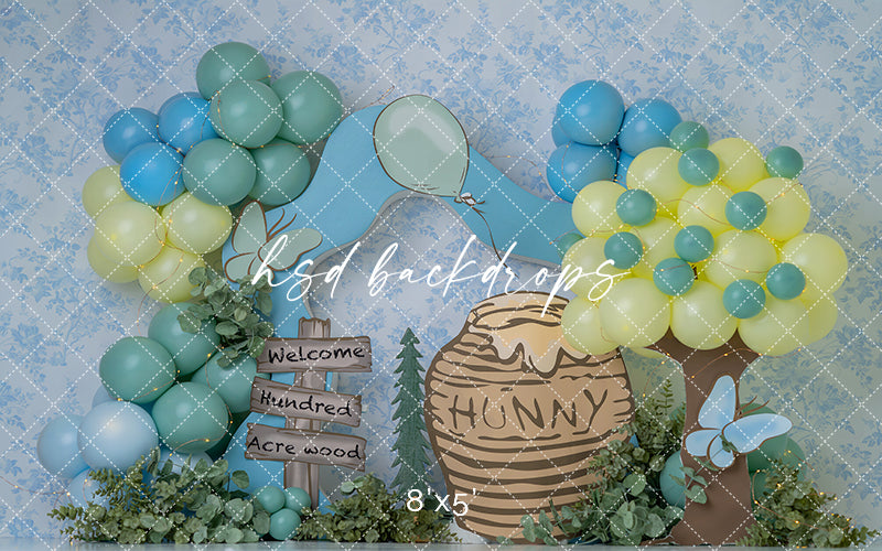 Hunny Pot Celebration – Hundred Acre Cake Smash Backdrop