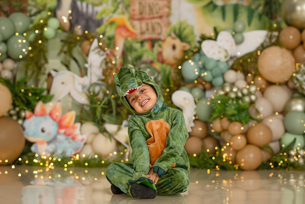 Dino Land Adventure – Jungle Dinosaur Cake Smash Backdrop