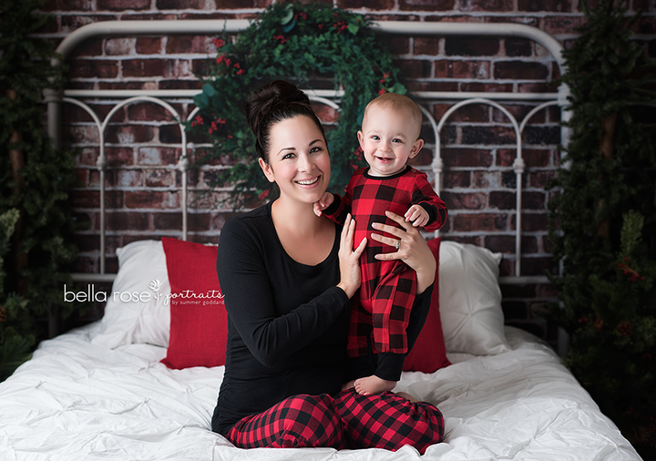 Christmas Wreath Headboard - HSD Photography Backdrops 