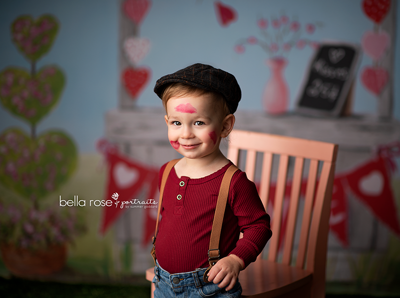 Valentine's Kissing Booth - HSD Photography Backdrops 