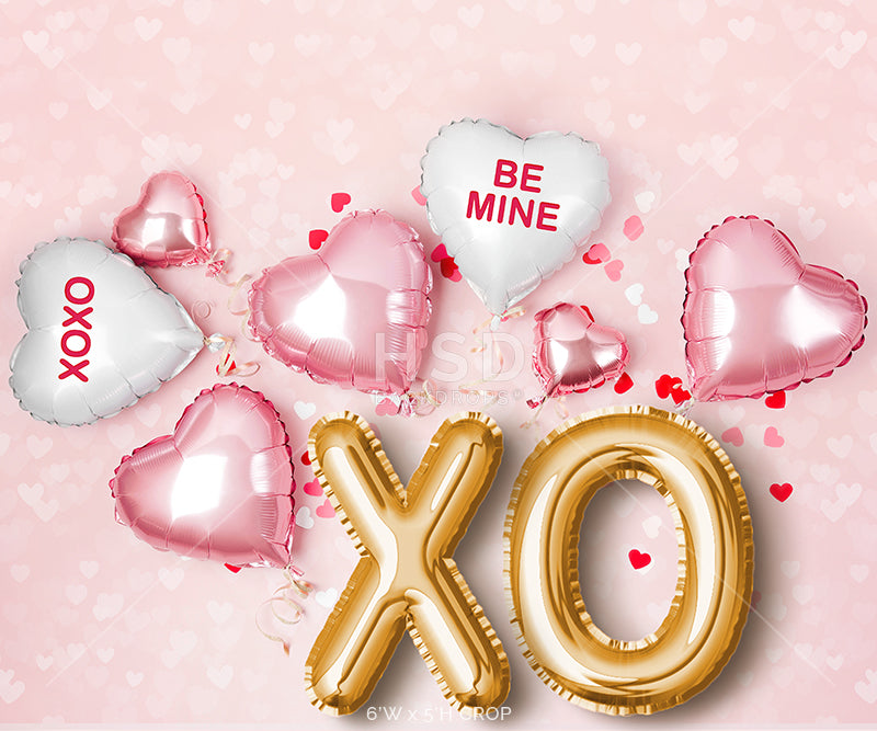 Valentine's Day Backdrop for Photography | XOXO & Heart Balloons